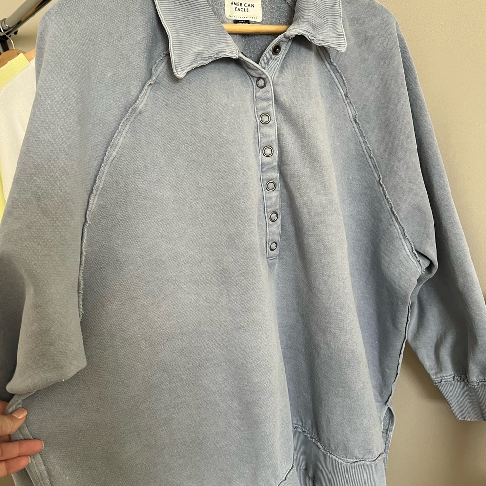 American Eagle 1/4 Snap Sweatshirt - Picture 2 of 4